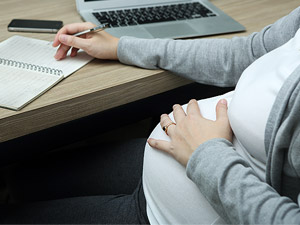 Mãe consegue indenização depois do fim do período de estabilidade da gestante